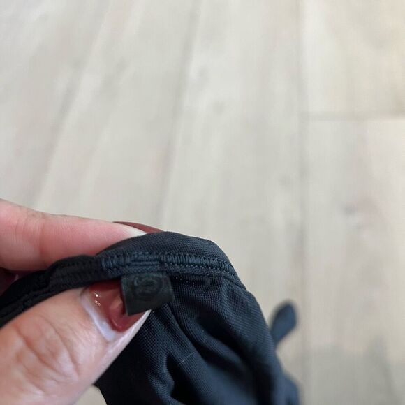 Lululemon women’s top size M - Picture 5 of 7